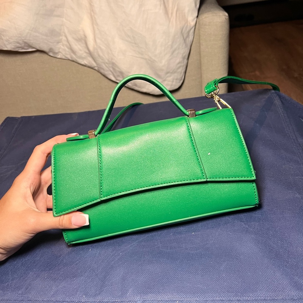 Forever 21 Green Mini Bag with Structured Design